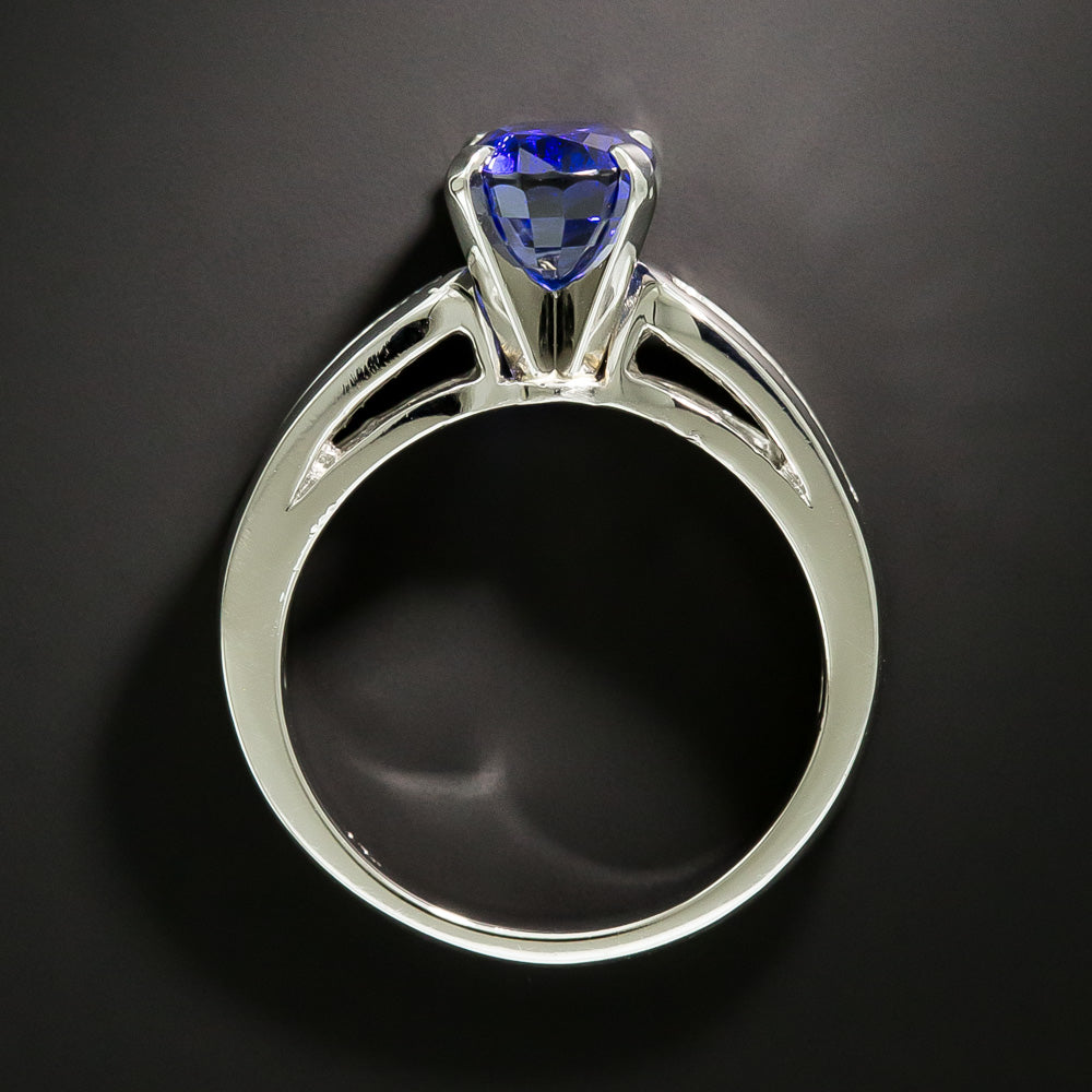 Estate 2.39 Carat Sapphire and Baguette Diamond Ring - 4