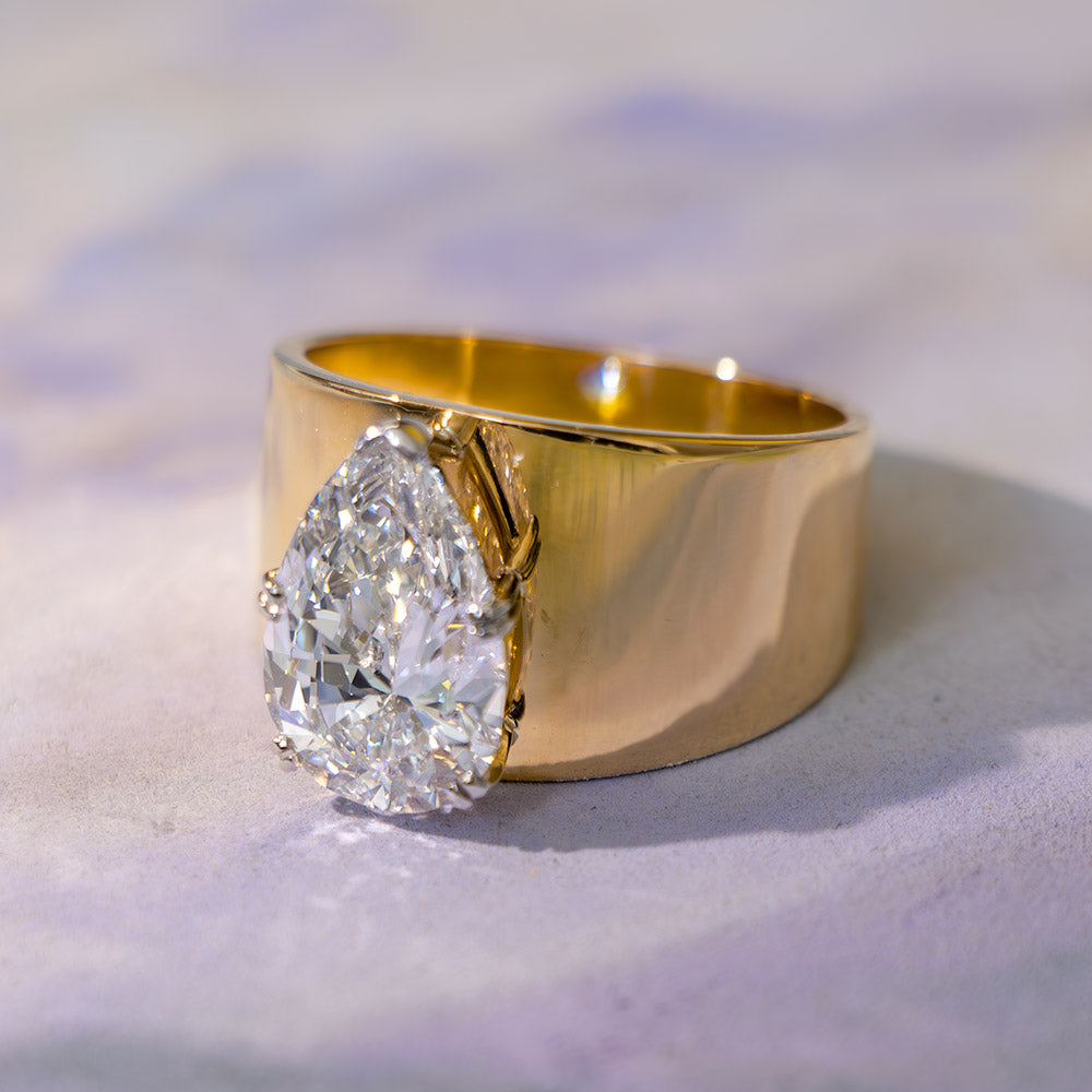 Estate 3.84 Carat Pear-Shaped Diamond Solitaire Ring - GIA G VS1 - 7