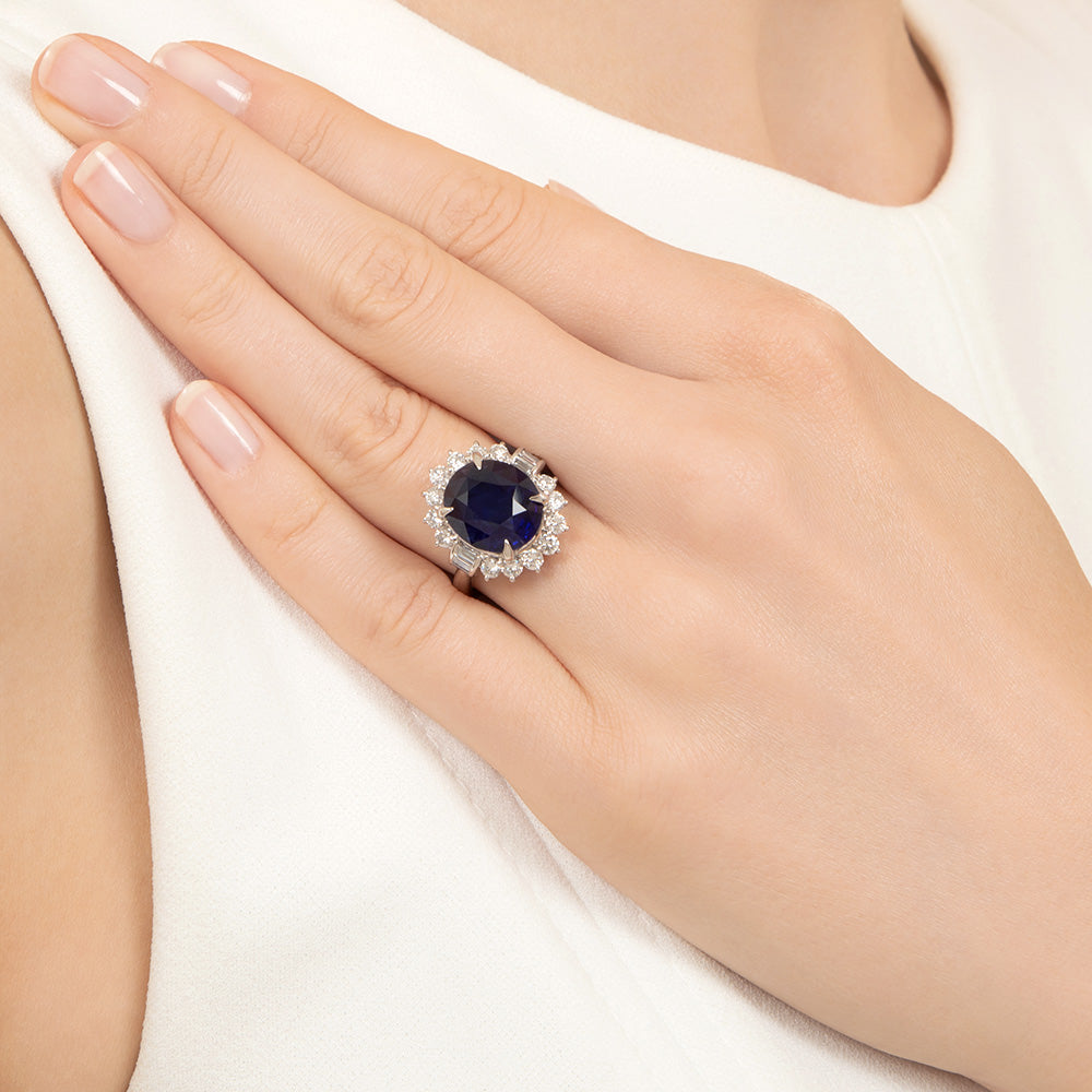 Estate 8.50 Carat Sapphire and Diamond Halo Ring - GIA - 6