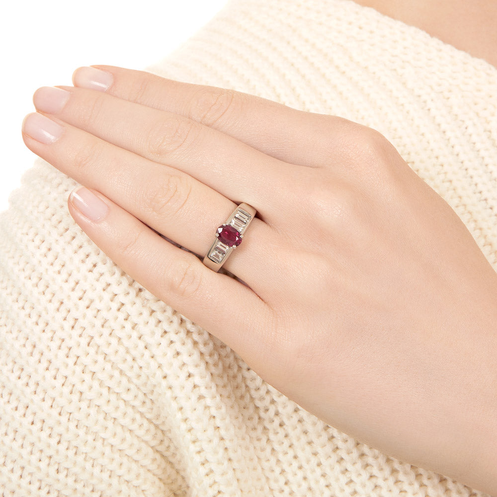 Estate .99 Carat Ruby and Baguette Diamond Ring - 3
