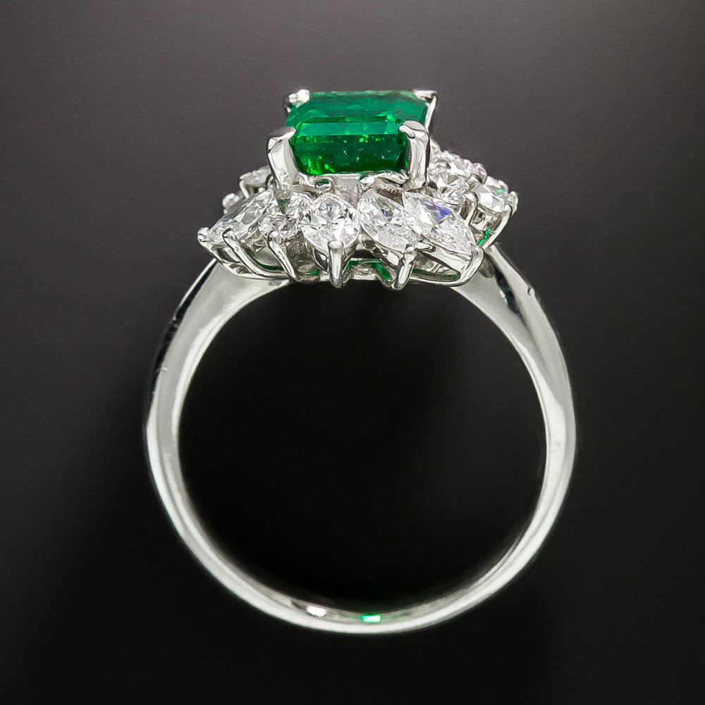 Fine 1.90 Carat Emerald and Diamond Ring  - 5