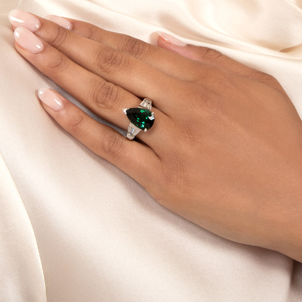Estate Pear-Shaped Tourmaline and Diamond Ring - 5