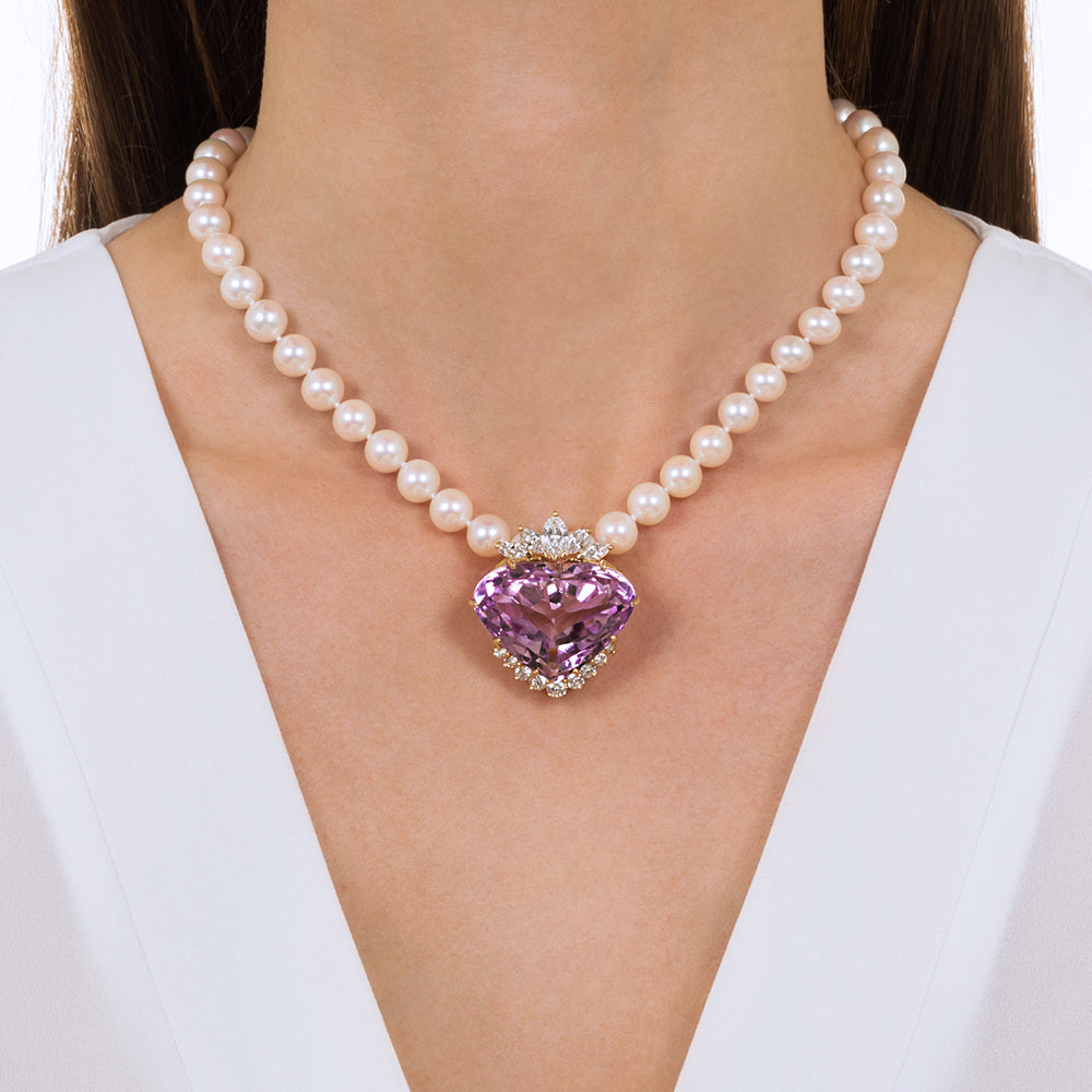 Fine 62.27 Carat Heart Shape Kunzite and Diamond Pendant - 4