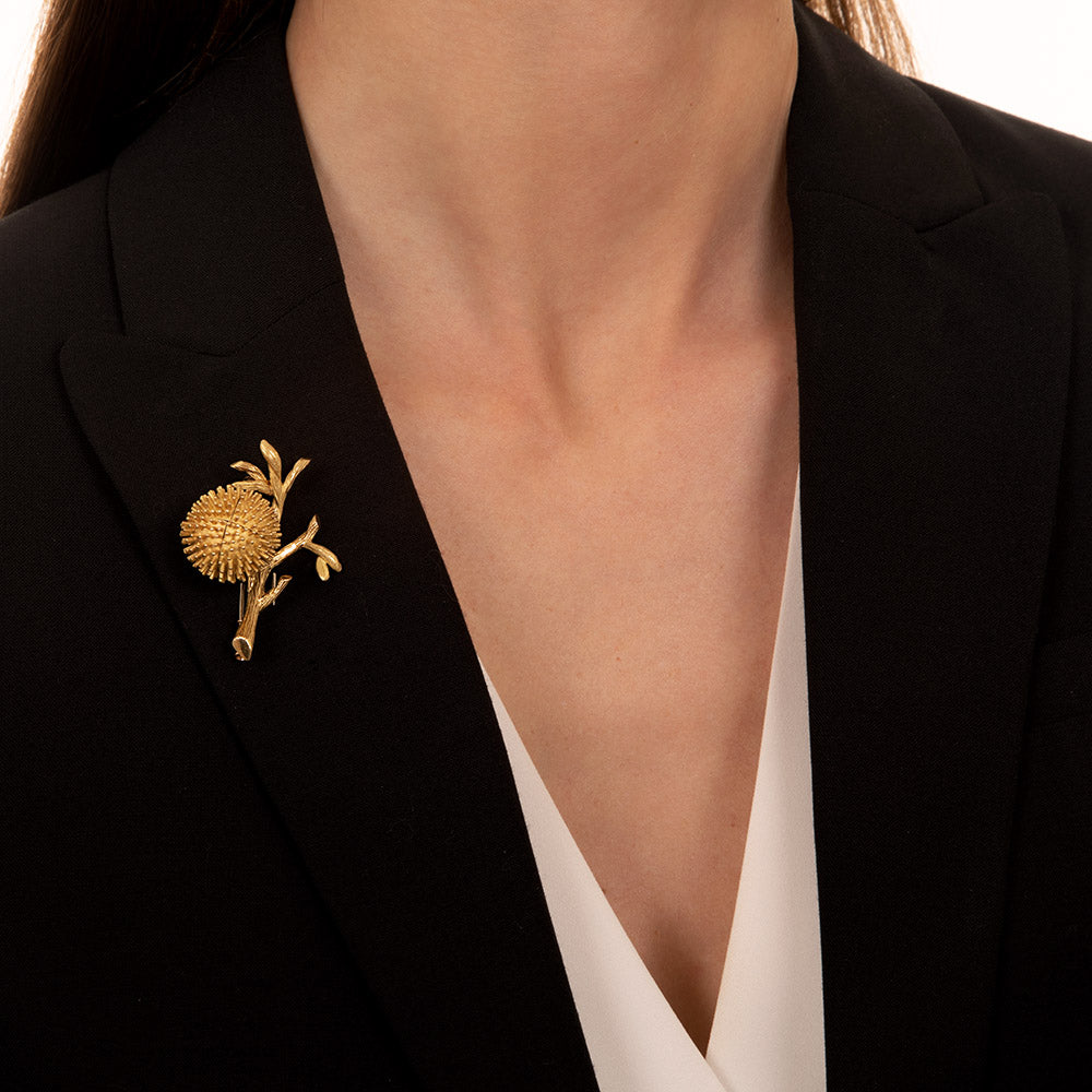 Mid-Century Chestnut Bud with Ruby Interior Brooch, French - 2