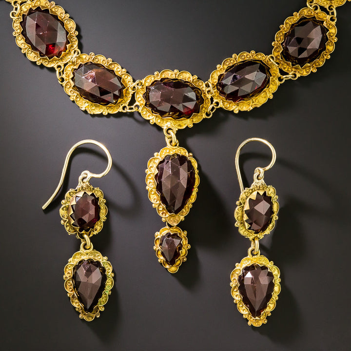 Georgian Garnet Necklace and Earrings, Netherlands