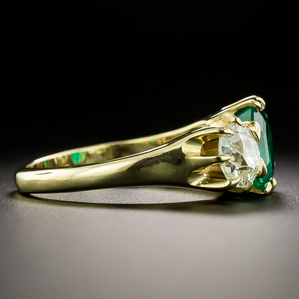 Lang Collection 1.68 Carat Emerald and Diamond Three-Stone 18K Ring - GIA - 4