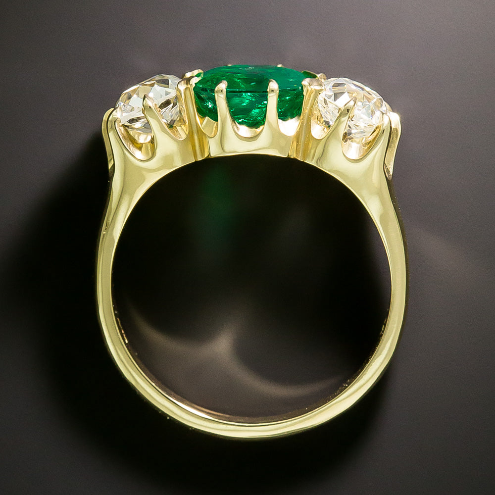 Lang Collection 1.68 Carat Emerald and Diamond Three-Stone 18K Ring - GIA - 5
