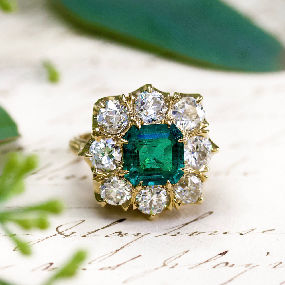 Lang Collection 2.64 Carat Emerald and Diamond Ring - GIA F1 - 5