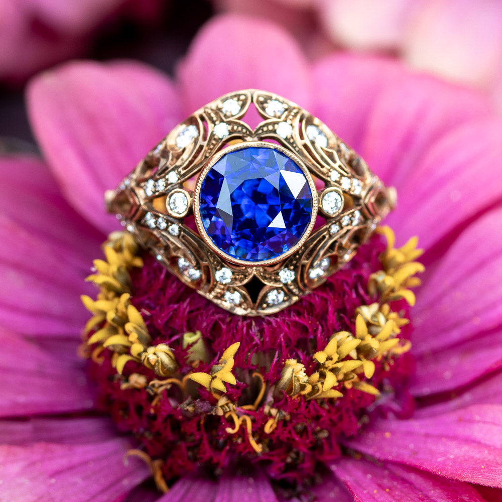Lang Collection 3.68 Carat Round Sapphire and Diamond 18K Ring  - 7