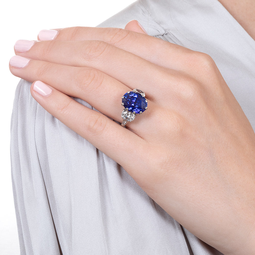 Lang Collection 8.62 Carat Fine Ceylon Sapphire and Diamond Ring  - 5