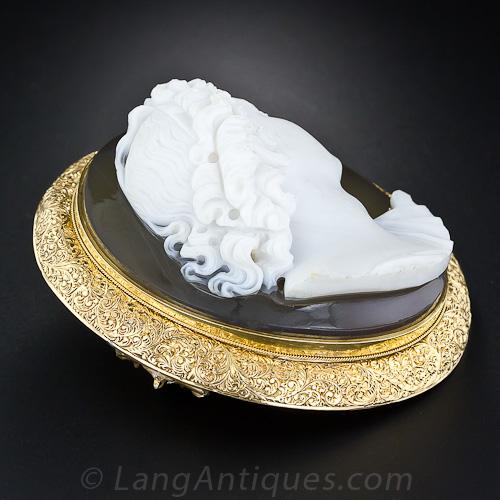 Large Hardstone Cameo Brooch - 6