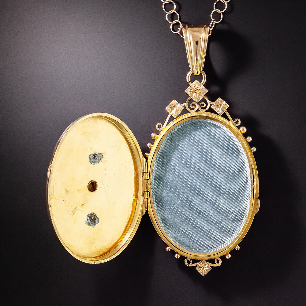 Large Victorian Pearl Locket - 4
