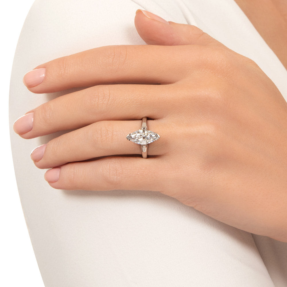 Late-Art Deco 1.83 Carat Marquise Diamond Engagement Ring Set - GIA D SI2 - 7