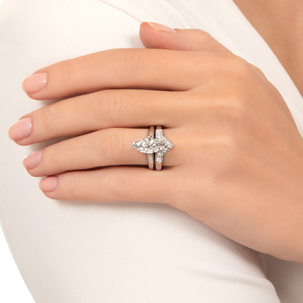 Late-Art Deco 1.83 Carat Marquise Diamond Engagement Ring Set - GIA D SI2 - 9