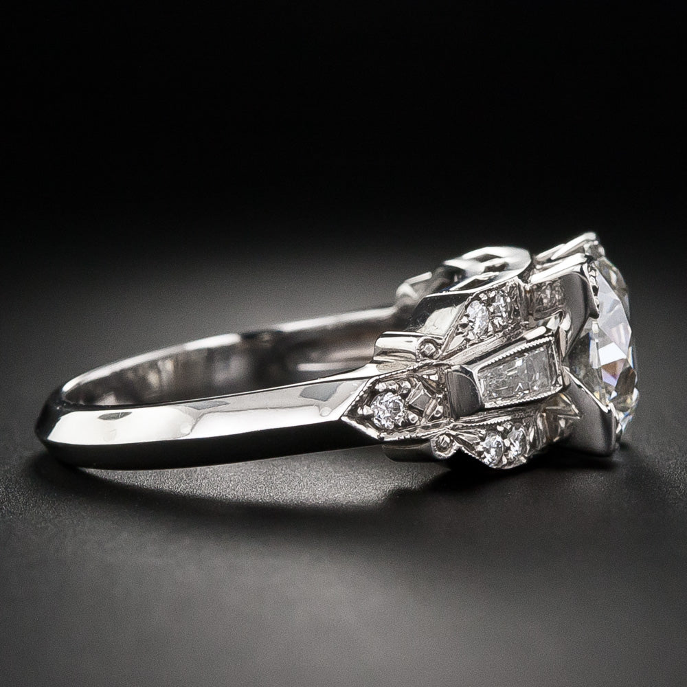 Late Art Deco 2.11 Carat Diamond Platinum Engagement Ring - GIA H VS1 - 7