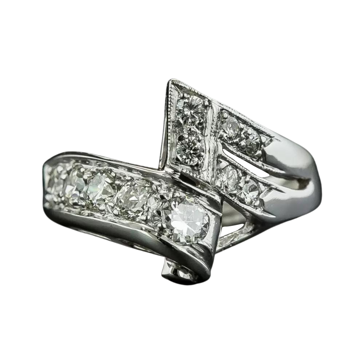 Late Art Deco Diamond Bypass Ring - 6