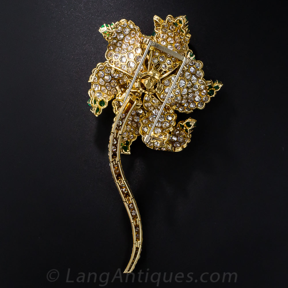 Magnificent Emerald and Diamond Flower Brooch - 6