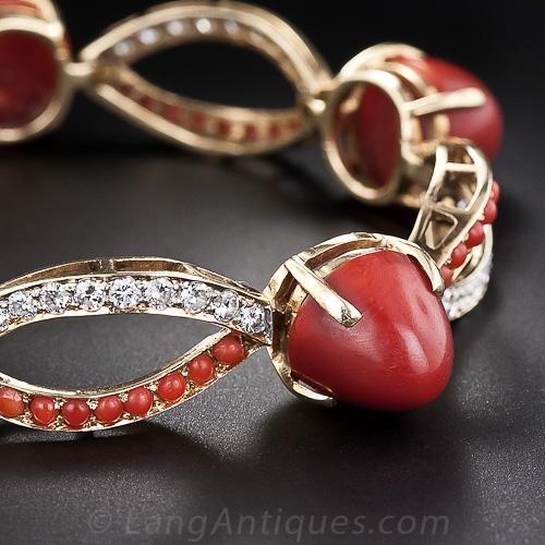 Mid-Century Coral, Diamond and Gold Bracelet - 2