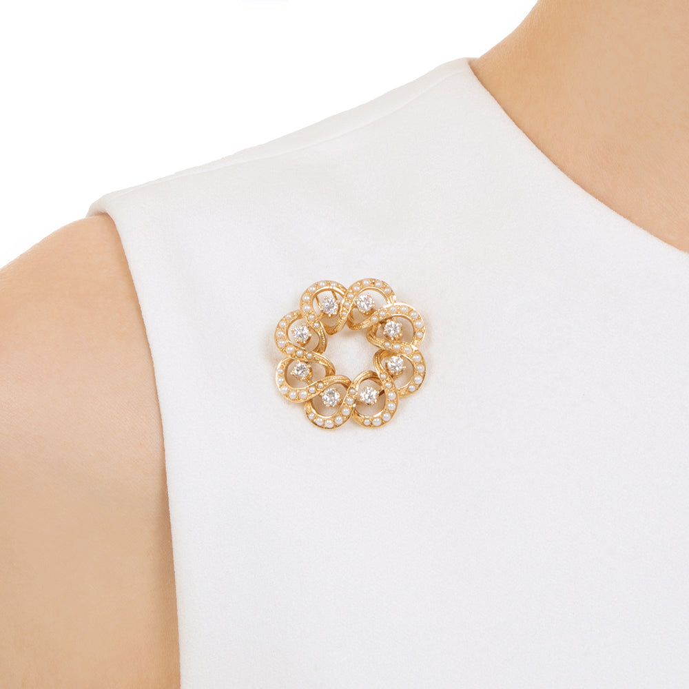 Mid-Century Victorian Retrospective Diamond and Pearl Pendant/Brooch - 4