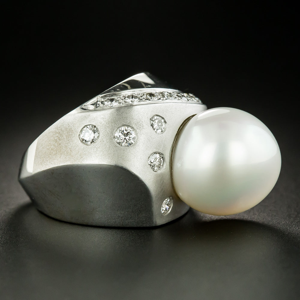 Modern South Sea Pearl And Diamond Ring - 3