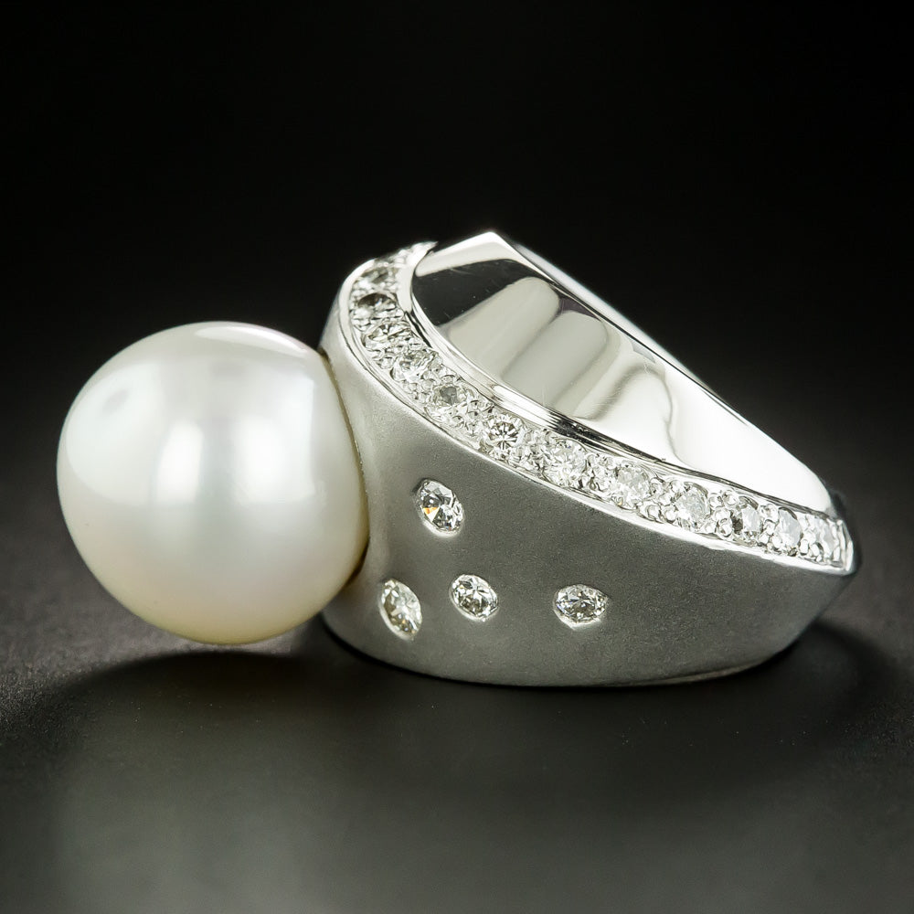 Modern South Sea Pearl And Diamond Ring - 4