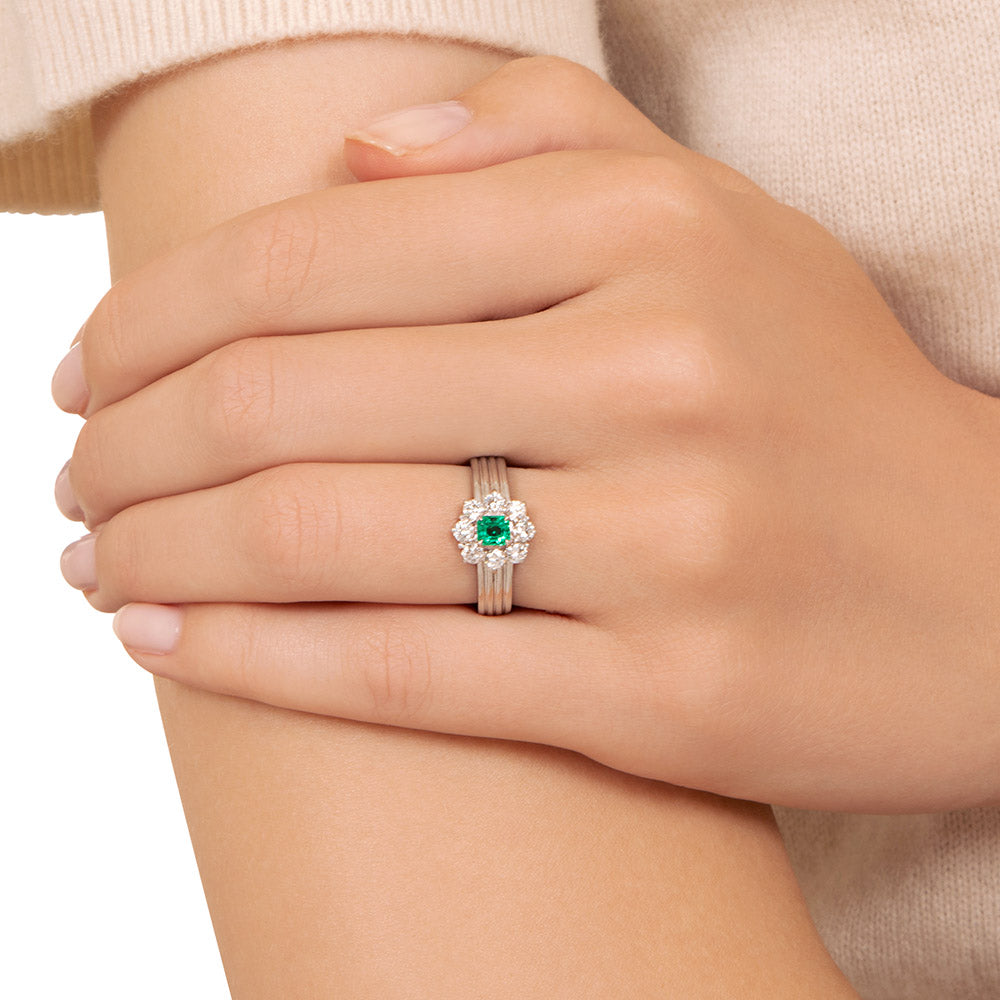 Petite .26 Carat Emerald and Diamond Cluster Ring - 6