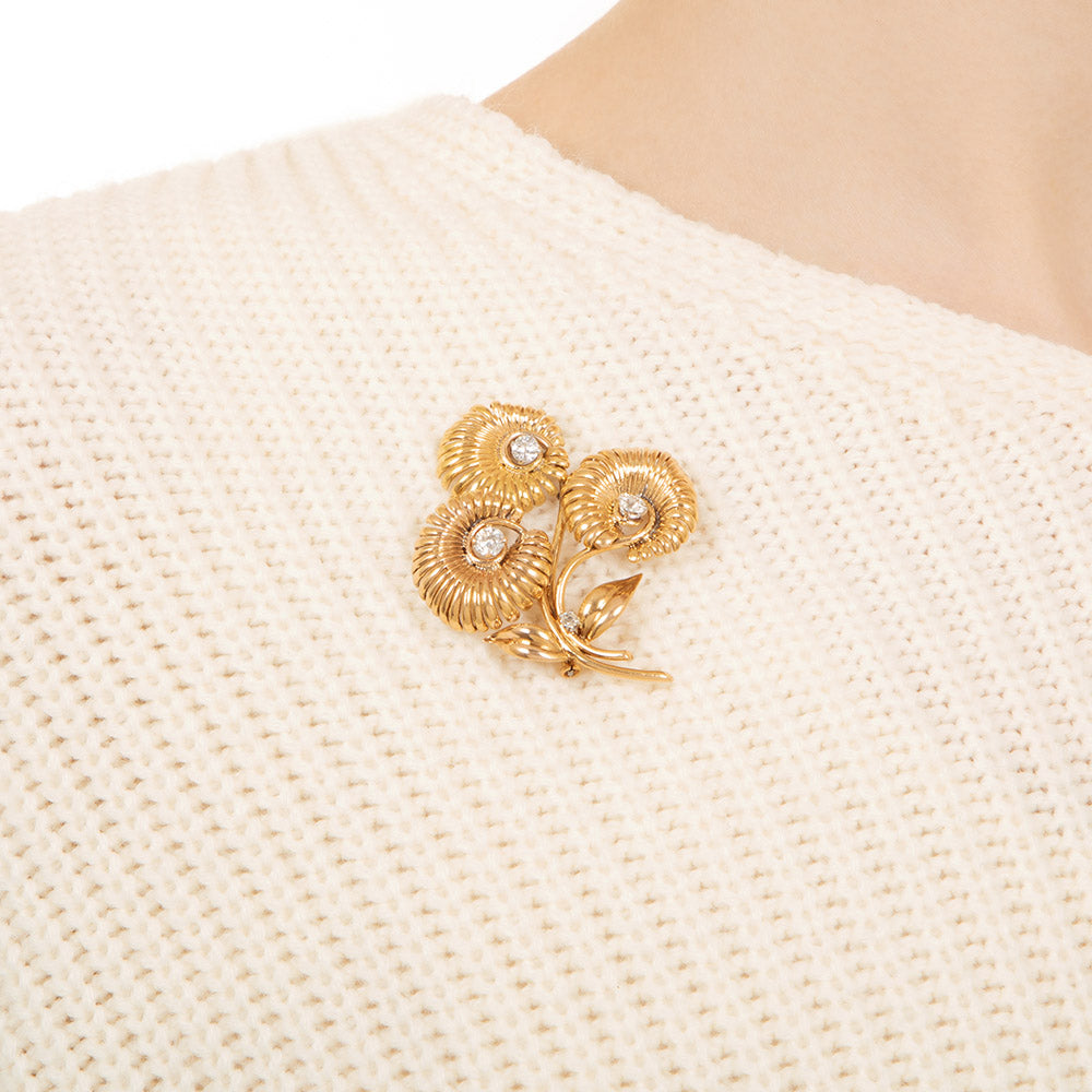 Retro 18K Diamond Flower Brooch - 4