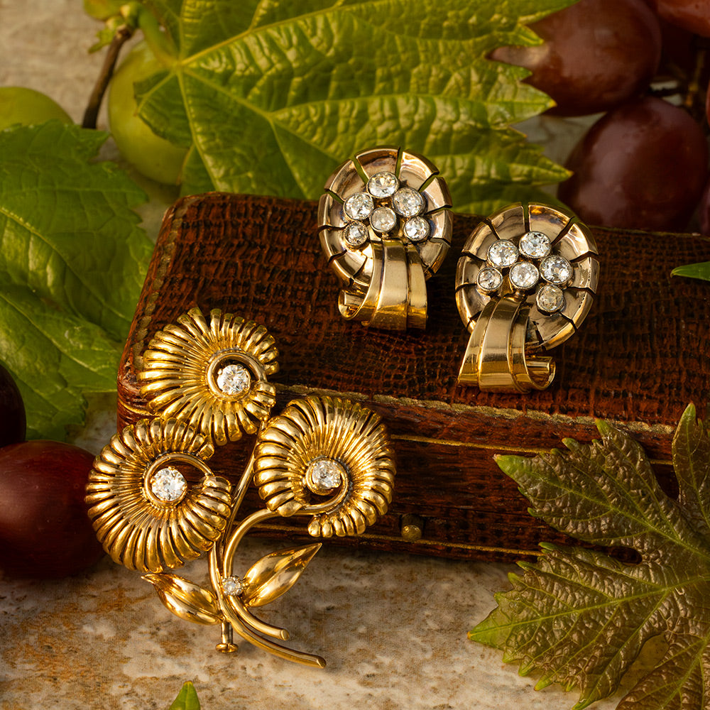 Retro Diamond Scroll Earrings - 5