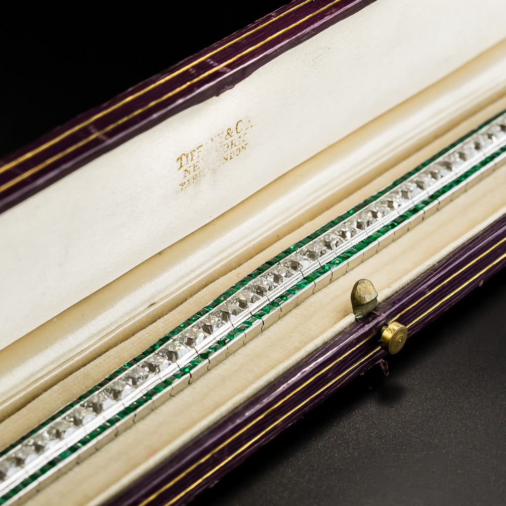 Tiffany & Co. Art Deco French-Cut Diamond and Calibre Emerald Bracelet - 8