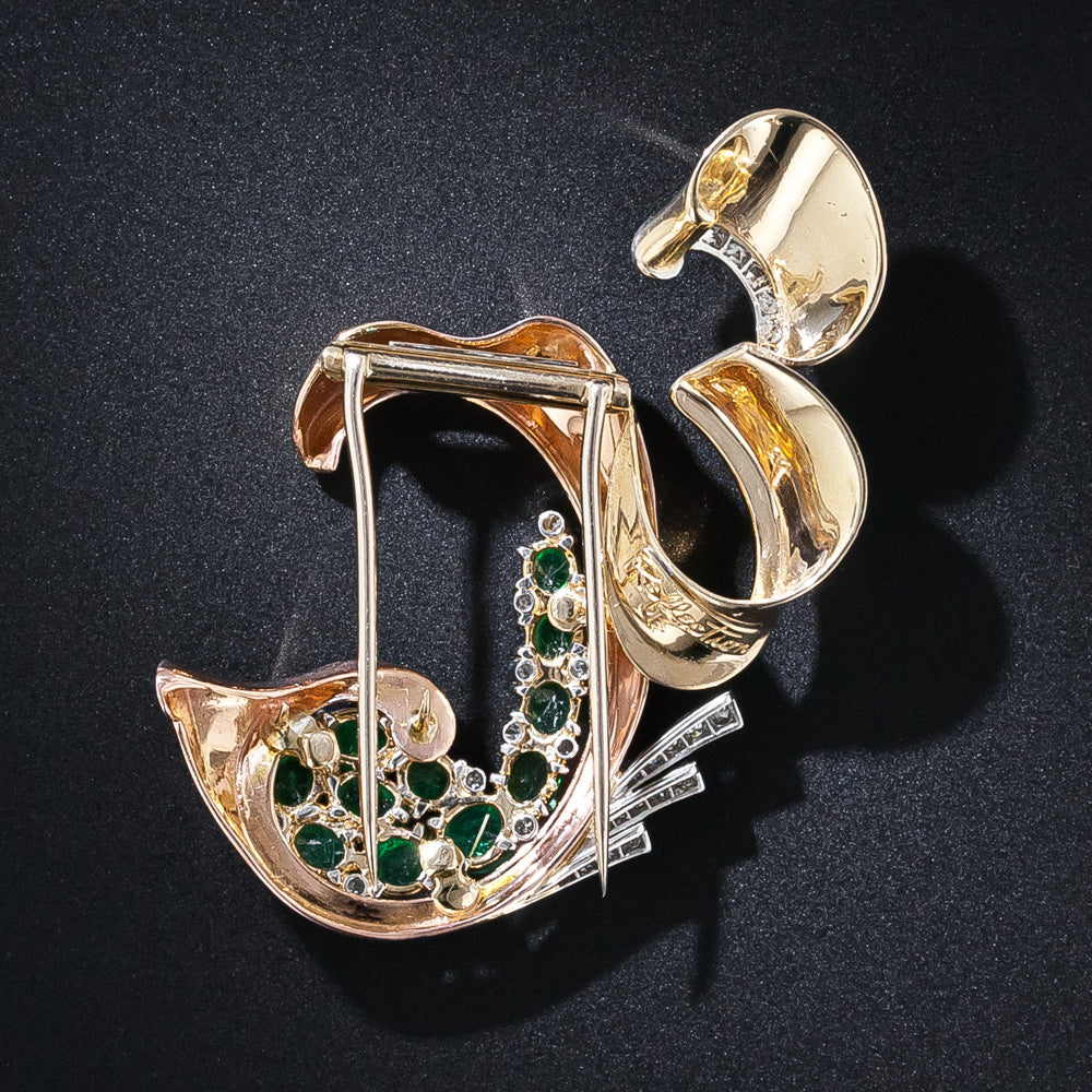 Trabert & Hoeffer Mauboussin "Reflection" Cabochon Emerald Retro Brooch - 2