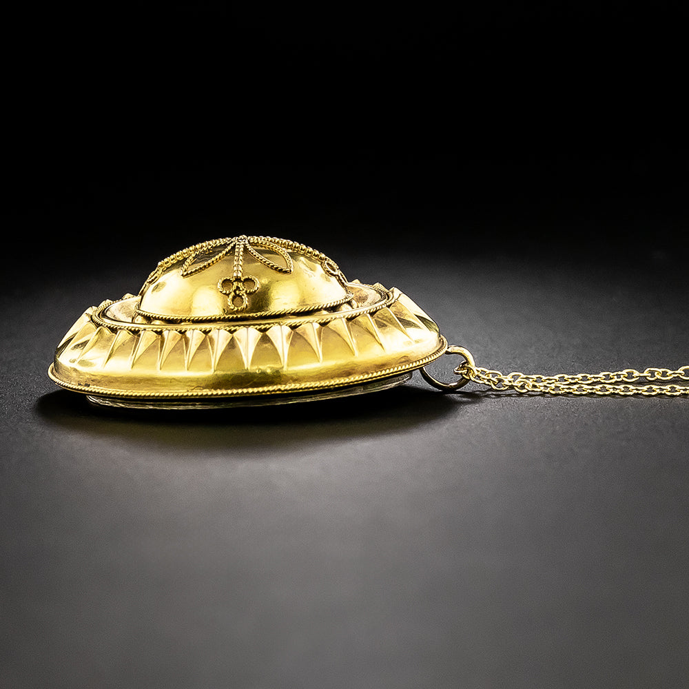 Victorian 18K Etruscan Revival Locket Pendant - 4