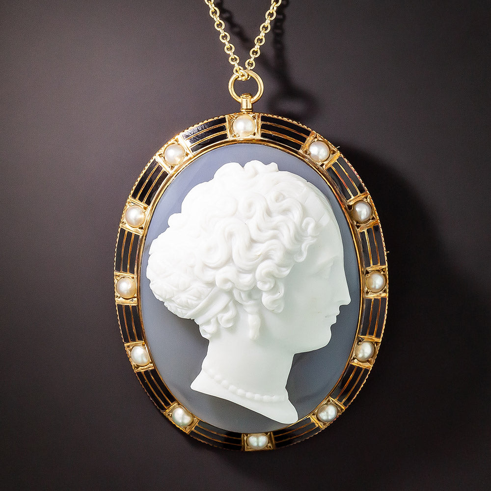 Victorian Agate Cameo Brooch/Pendant with Pearl and Enamel Frame - 4
