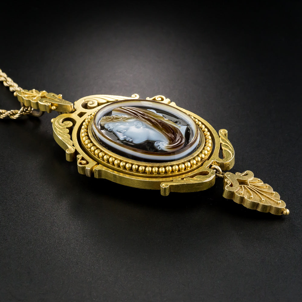 Victorian Agate Cameo Pendant Locket  - 3