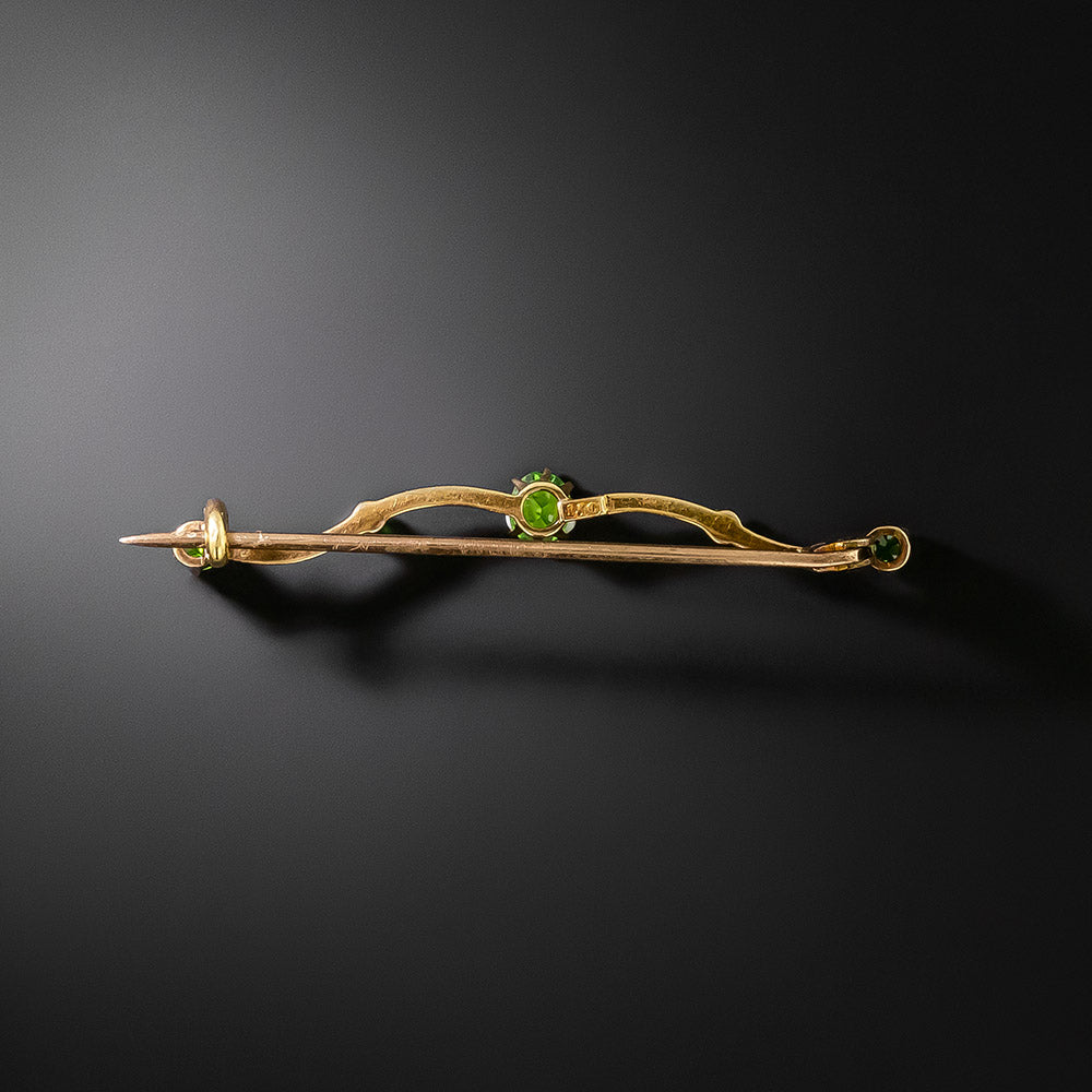 Victorian Demantoid Garnet Wavy Bar Pin - 4