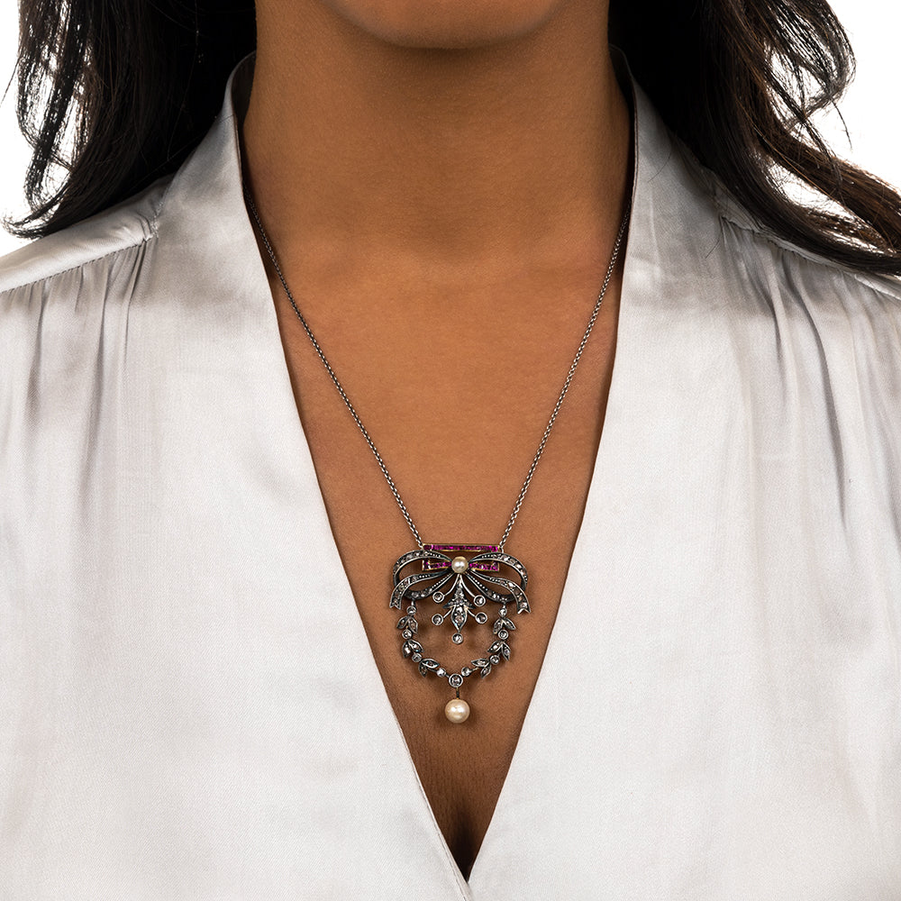Victorian Diamond, Synthetic Ruby and Pearl Garland Necklace - 2