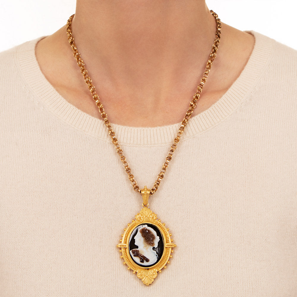 Victorian Hardstone Cameo Locket - 3
