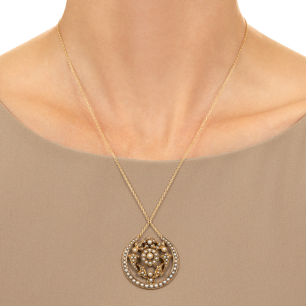 Victorian Horseshoe and Flower Natural Pearl Necklace - 4