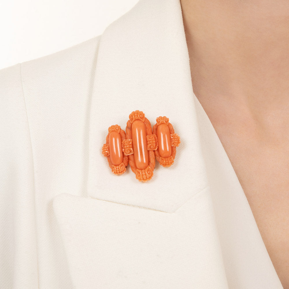 Victorian Italianate Carved Coral Brooch - 7