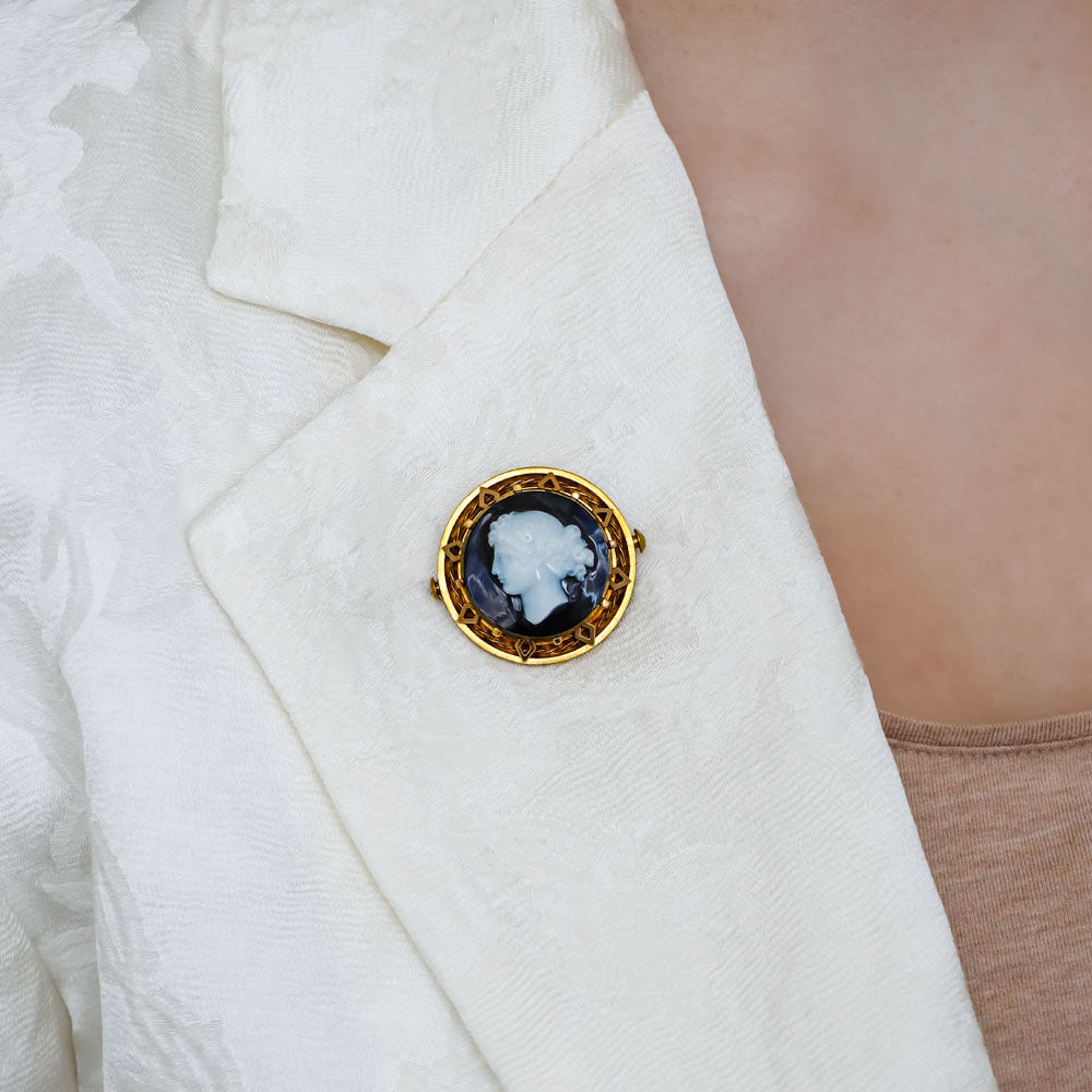 Victorian Onyx Elegant Cameo Brooch - 7
