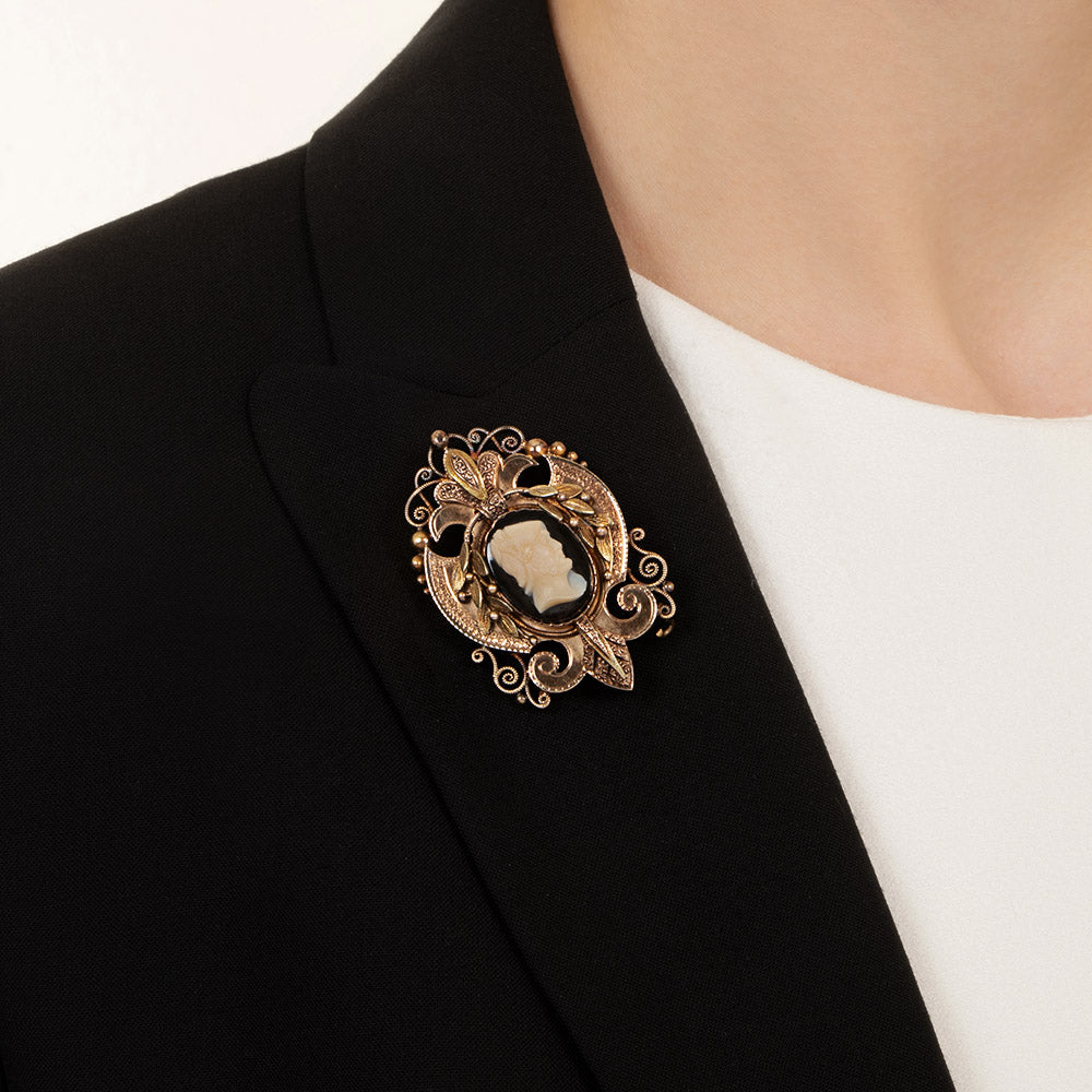 Victorian Ornate Cameo Pendant/Brooch - 6