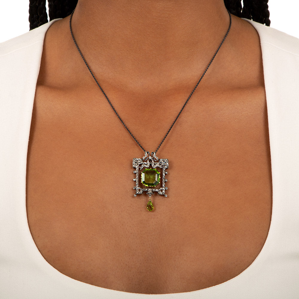 Victorian Peridot and Rose-Cut Diamond Pendant - 2