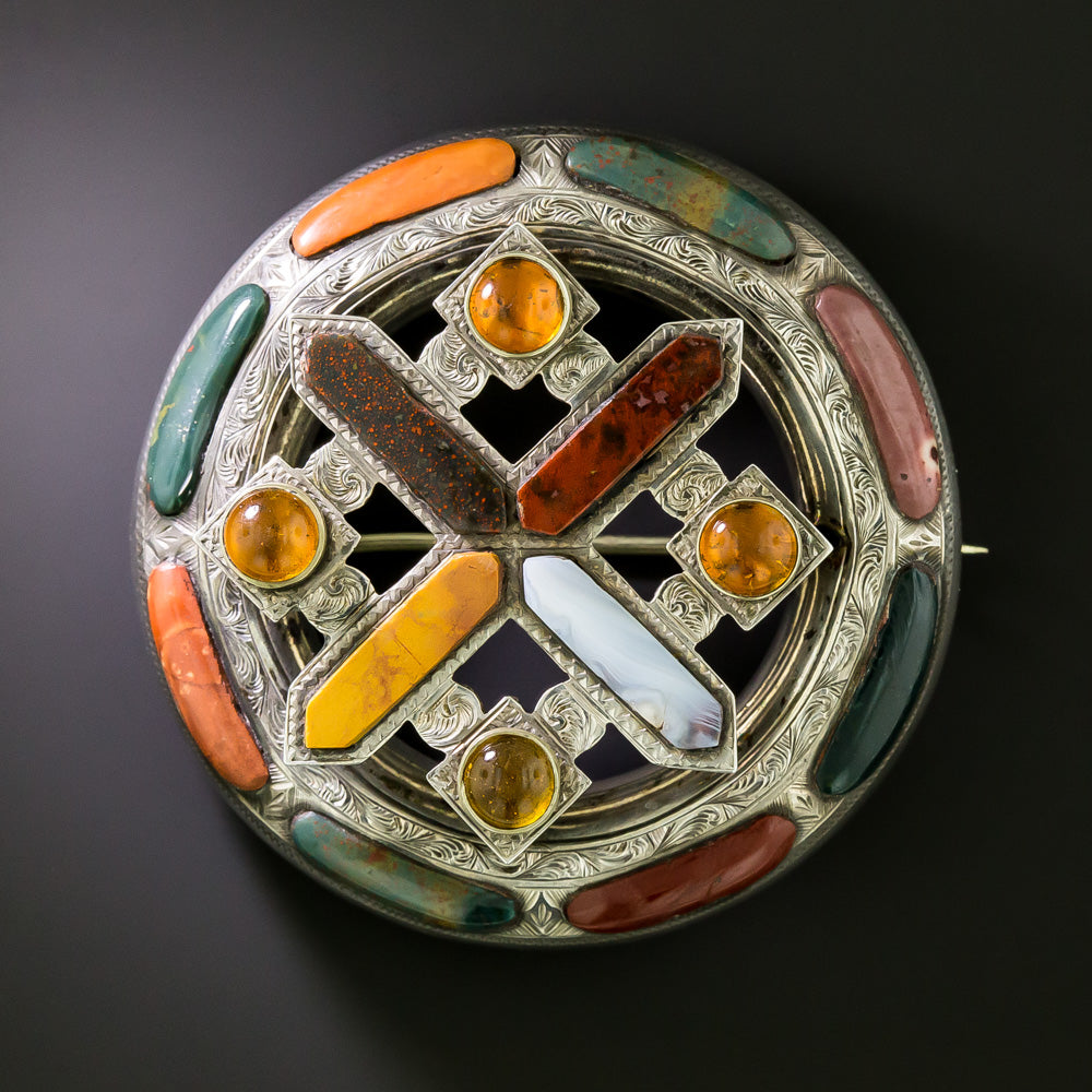 Victorian Scottish Agate and Glass Silver Circle Brooch - 2
