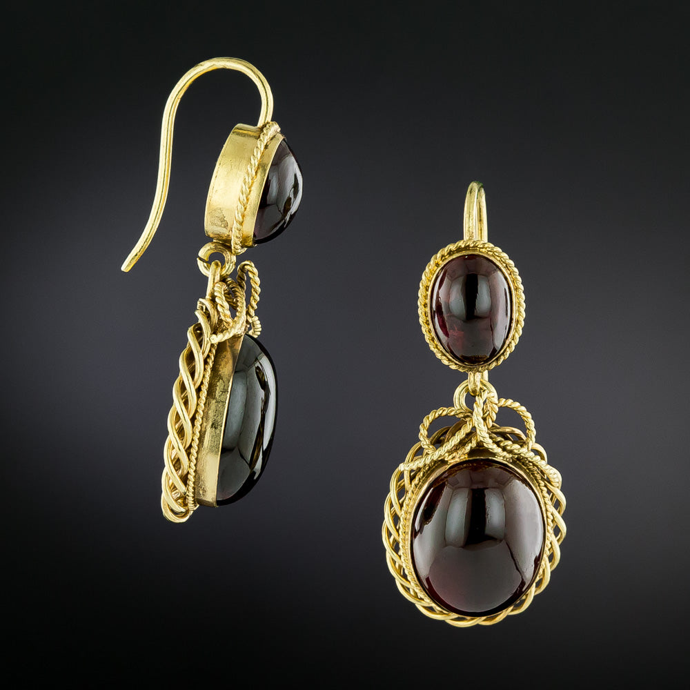Victorian-Style 18K Cabochon Garnet Earrings - 4