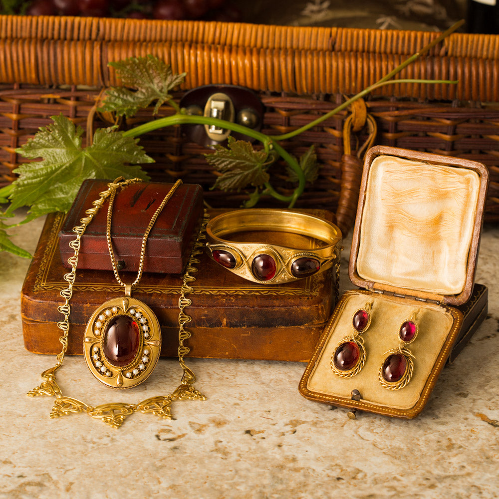 Victorian-Style 18K Cabochon Garnet Earrings - 6