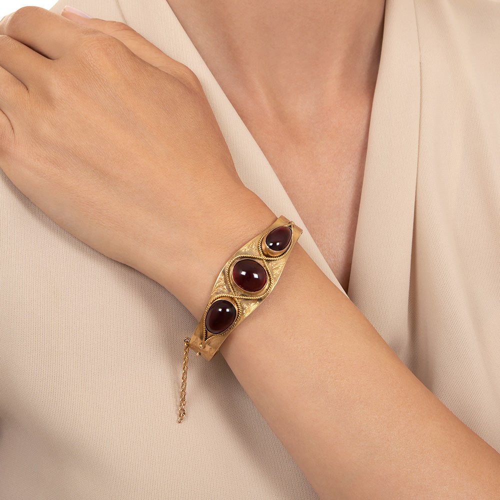 Victorian Triple-Garnet Cabochon Bangle - 5