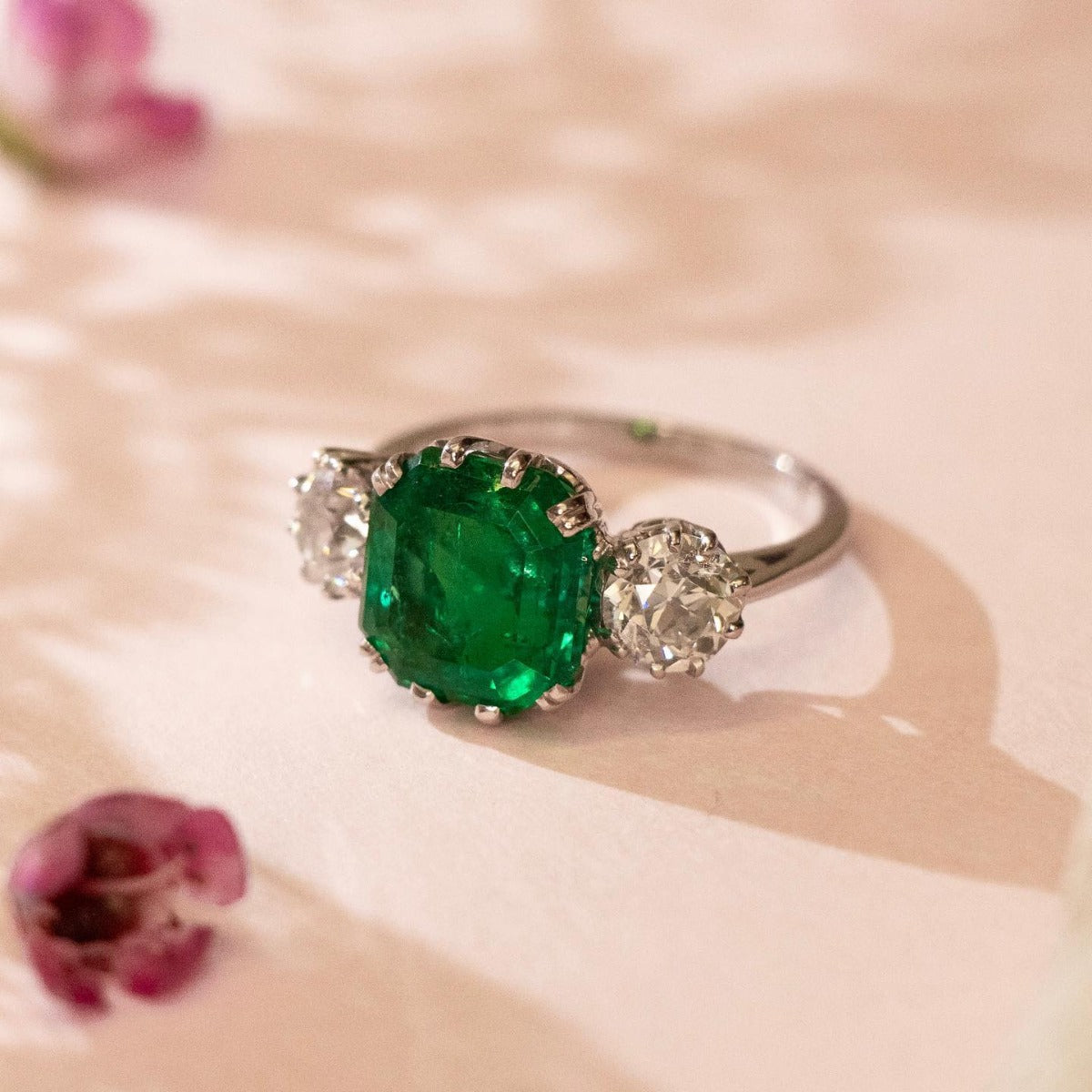Vintage Style 4.07 Carat Colombian Emerald and Diamond Ring - GIA F1 - 9
